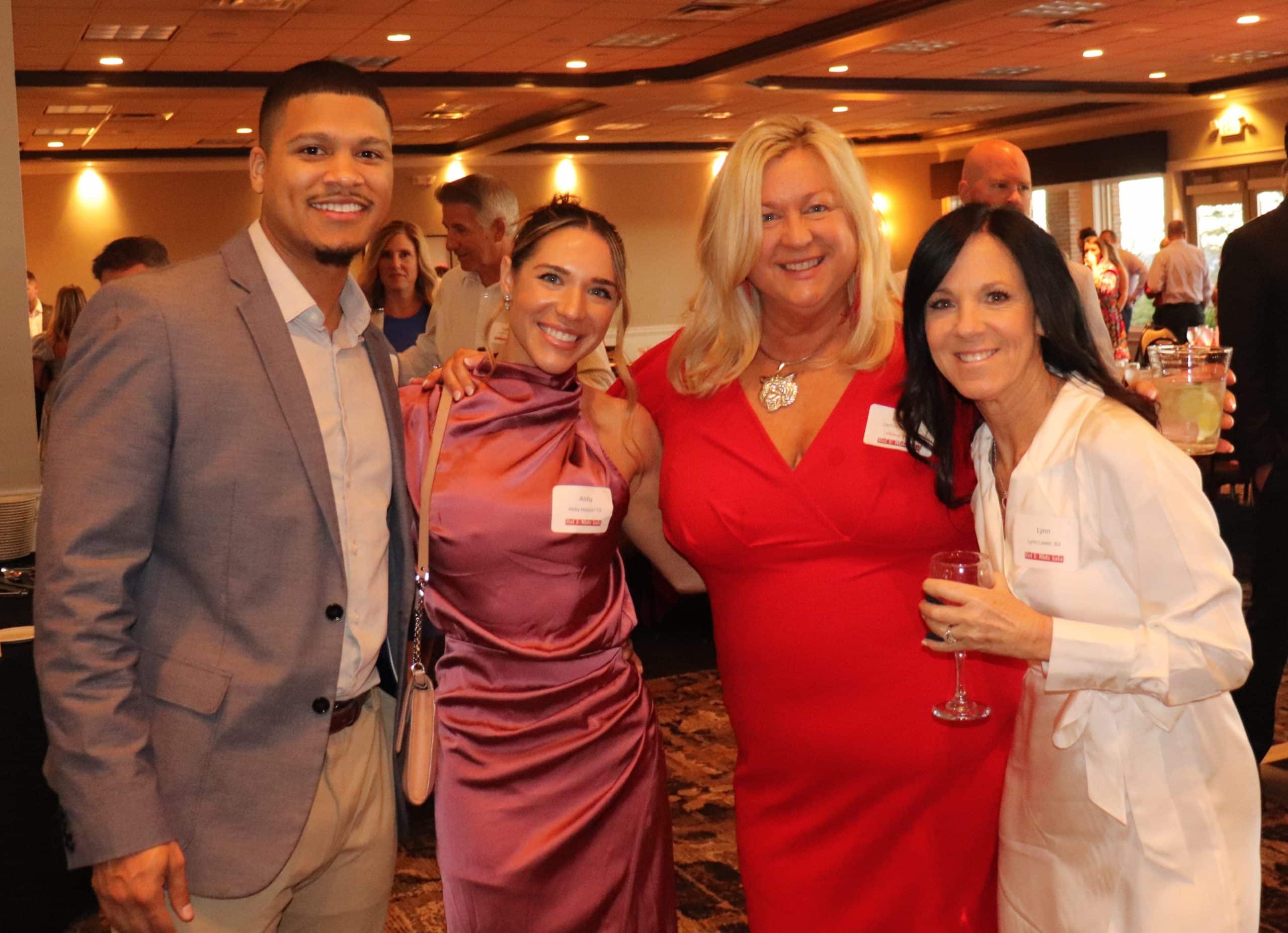 2019 RED AND WHITE GALA